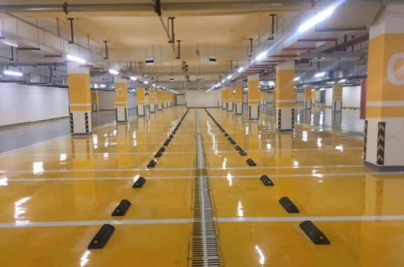 環(huán)氧地坪的常見(jiàn)保護涂層方案